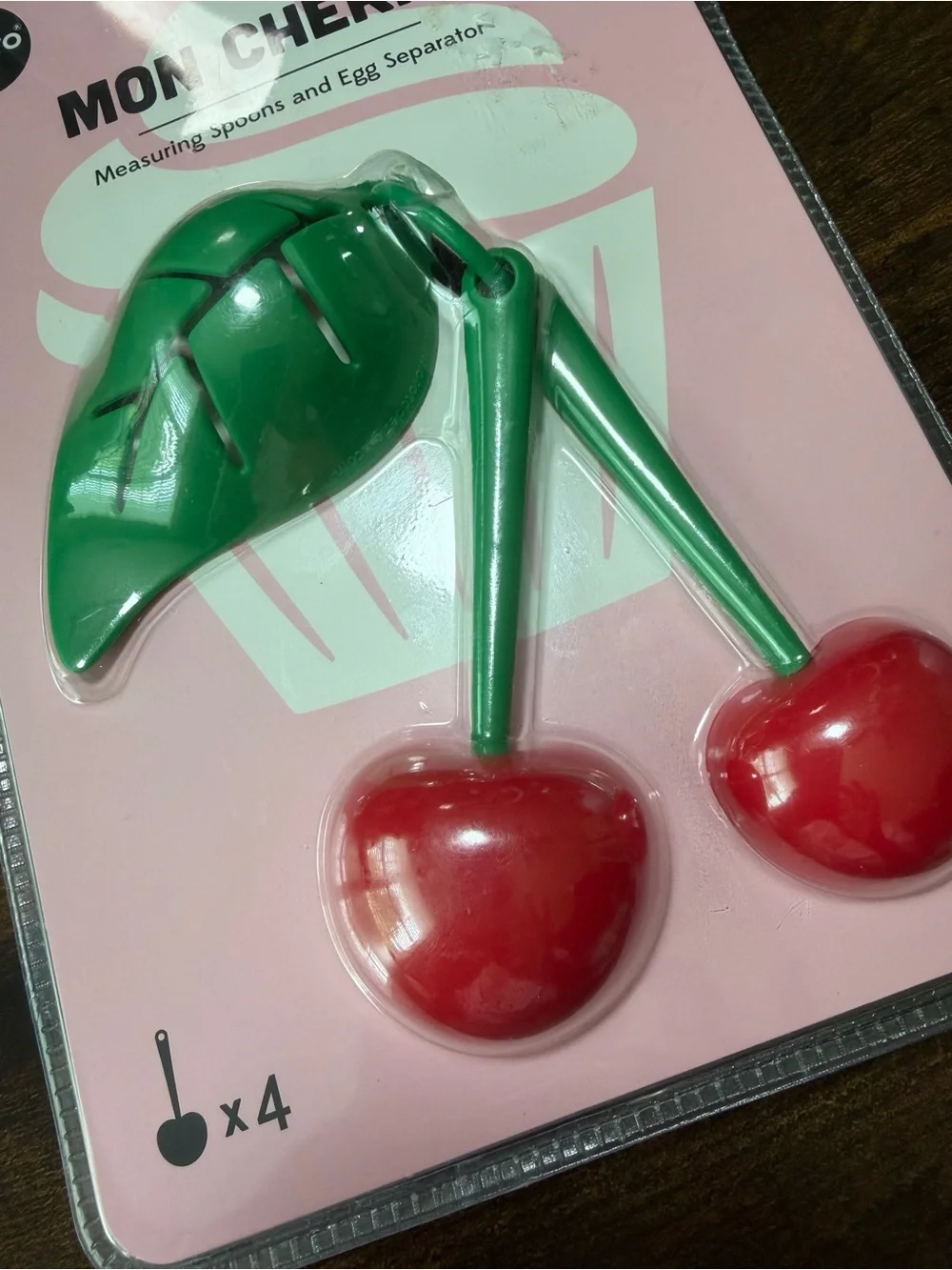 Mon Cherry Egg Separator and Measuring Spoons. 4 Pieces. NIB